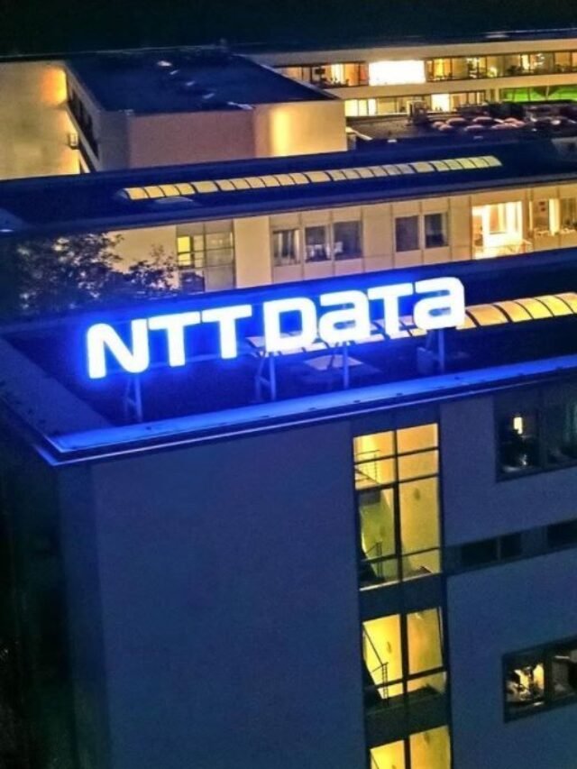 neue-leuchtschrift-auf-den-dächern-in-bielefeld-und-dresden