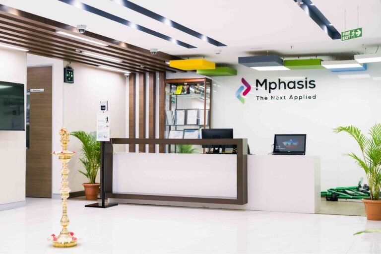 Mphasis Hiring For Junior Trainee | Apply Now