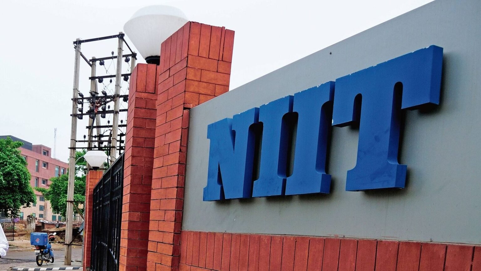 NIIT | SOFTWARE ENGINEER TRAINEE | Apply now - Fresher_Ai